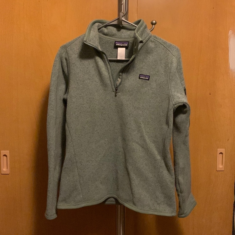 Women’s Small Green Patagonia Quarter Zip